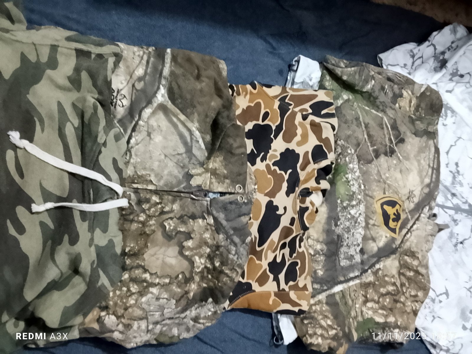 REAL TREE / KINGS / MOSSY OAK LABEL FREE MEN SOFT HEAVY FLEECE RIBBED HEM CUFF JUNGLE PRINTED HOODIES — Colours available