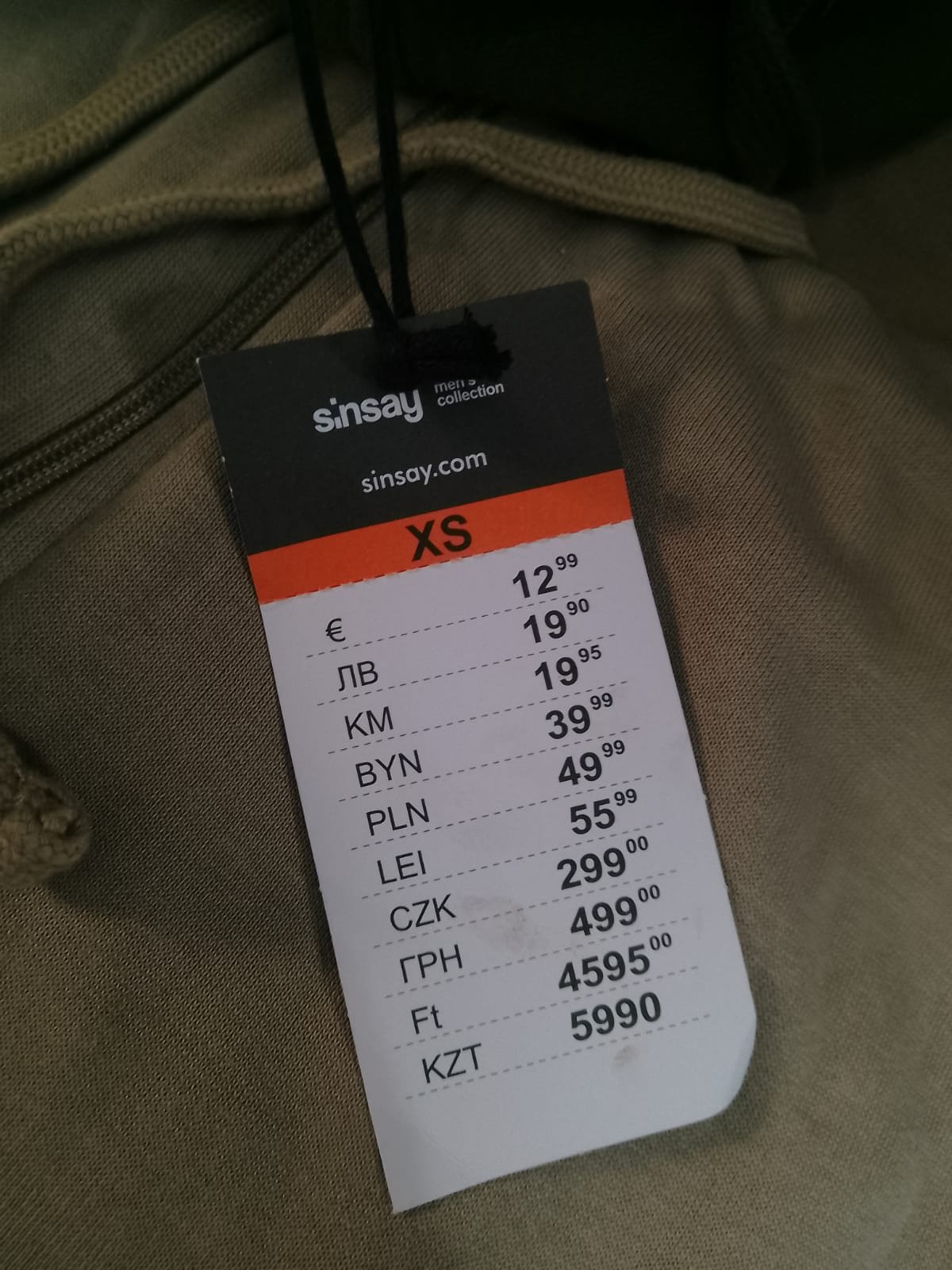SINSAY MEN SOFT FLEECE RIBBED HEM & CUFF ZUPPER HOODIES — Label card