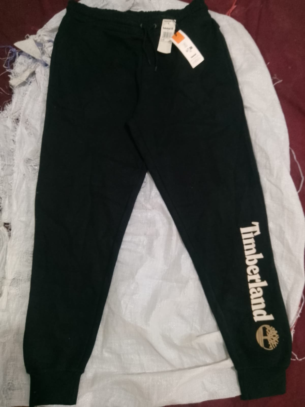 TIMBERLAND MEN SOFT FLEECE ELASTIC WAISTBAND WARMTH AND COMFORT PRINTED JOGGING PANTS
